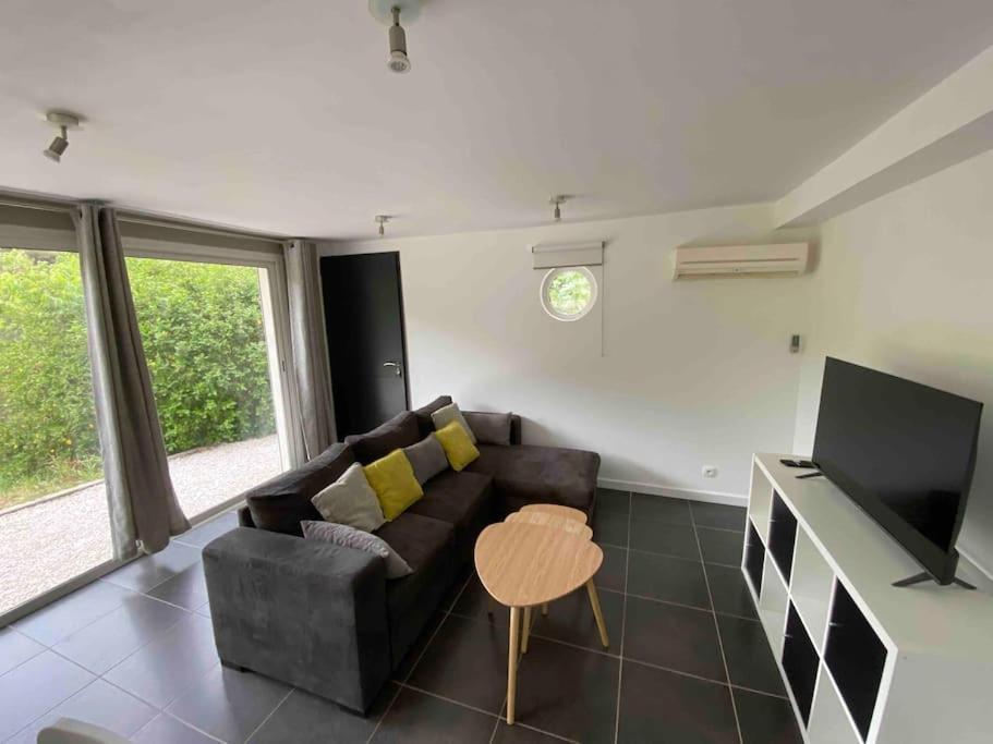 Appartement 2-4 Pers. Piscine, Entre Aix Et Cassis La Destrousse Buitenkant foto