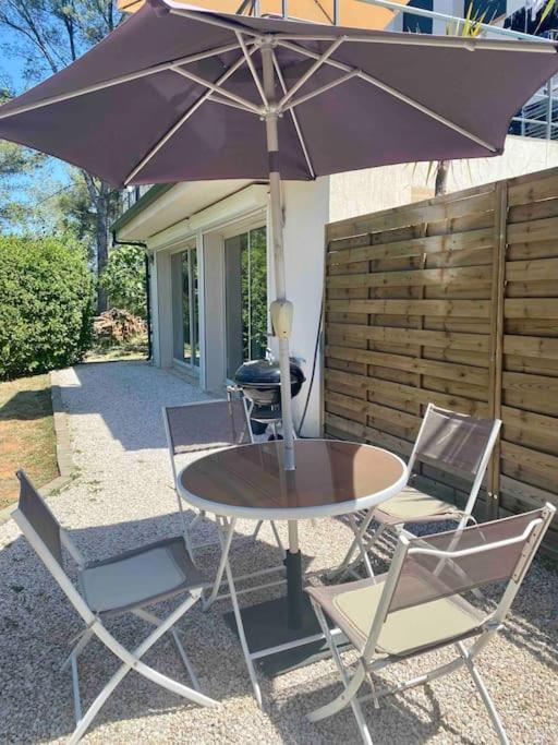 Appartement 2-4 Pers. Piscine, Entre Aix Et Cassis La Destrousse Buitenkant foto